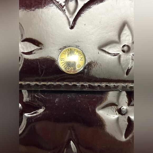 Louis Vuitton Amarante Vernis Monogram Sarah Long Wallet Burgundy Patent - Picture 3 of 16